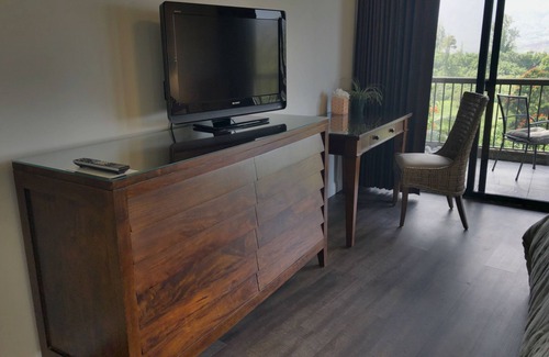 Princeville Condo | Top-floor condo with amazing ocean/Bali Hai view, lanai, AC, 2 pools & tennis