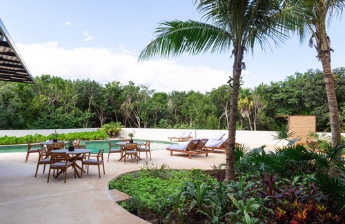 Akumal Apartment | Top Floor Jungle View Entire Luxury Apartment 102n