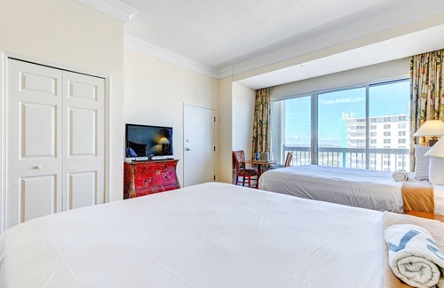 Ortona Park Hotel | Top-floor oceanfront getaway Ocean view & high-speed WiFi
