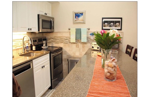 Sanibel Condo | Top Floor Tenniplace Condo - Pool View Paradise on Sanibel Island