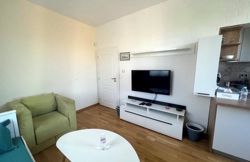 Burgas Apartment | Top location in the city center of Burgas - Charming 2-bedroom apartment WiFi