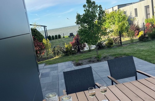 Enkhuizen House | Top-modernes Chalet Wellenreiter mit Großem Garten am Ijsselmeer