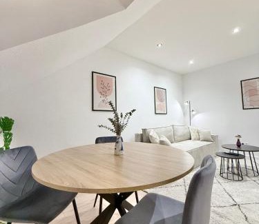 Neheim Apartment | TOP! Neu saniertes Apartment "Anton", direkt am Ruhrtalradweg in Arnsberg - Neheim