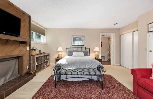 Windmill Point House | Top of the Lift Mountain Getaway