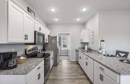 Branson West Condo | Top of the Ridge – 3 BDR for 8!