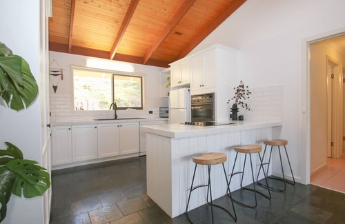 Bright House | TOP OF THE TOWN - Ultimate views over Bright