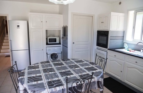 Alata Apartment | TOP OF VILLA, QUIET, BETWEEN EARTH AND SEA, 10 Min from AJACCIO