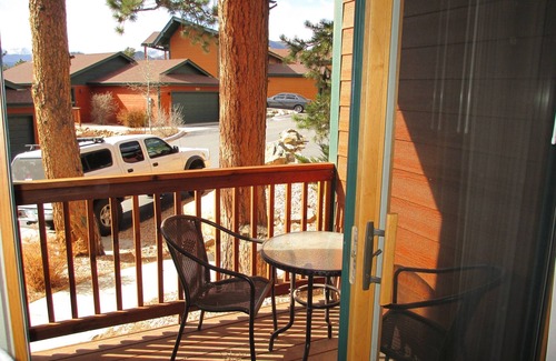 Stanley Hills Condo | Top Quality Home -Moose Lodge - Great Prices close to RMNP dntn EP hiking trails