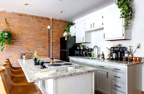 Italian Village Apartment | Top Rated - PRIME Location - CLEAN - Free Parking