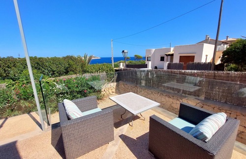 Cala Llombards House | Top renovated house, high quality furnishings, 4 pers. Sea view, close to the beach, pool