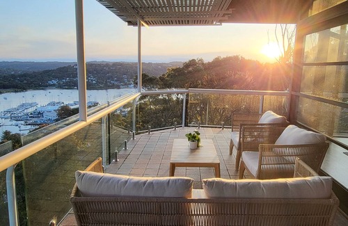 Newport House | Top tree Oasis in Newport