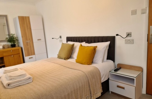 Roundham Hotel | Torland Seafront Hotel