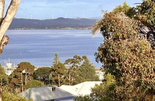 Albany House | Torndirrup Seascape Awaits