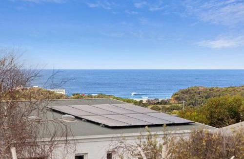 Torquay House | Torquay Point White-Water Retreat