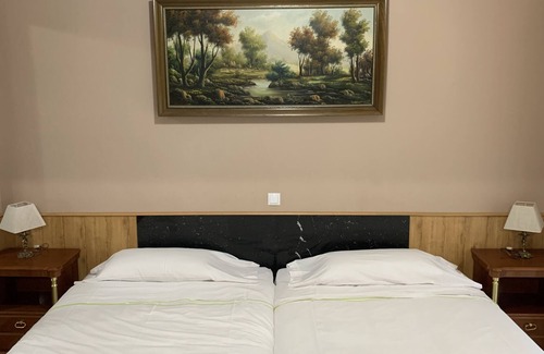 Prosperidad Apartment | Torr Apartments in Madrid: 2B / Chamartín / Av América / López de Hoyos