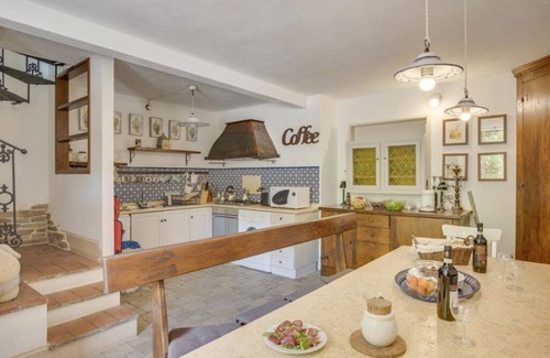 Spoleto House | 'Torre del Falco', a wonderful medieval tower in Spoleto