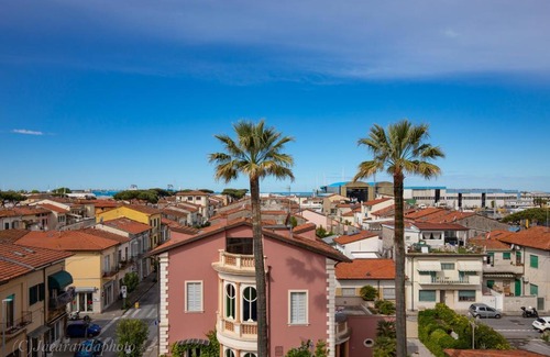 Viareggio Apartment | Torre Della Darsena