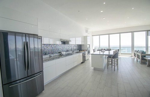 Mazatlan Condo | Torre eMe Penthouse Oceanview Condo #1507 with Pool
