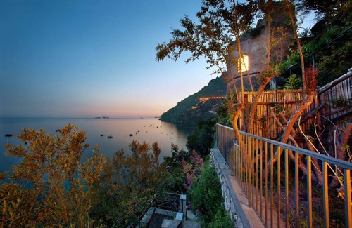 Montepertuso Villa | Torre Sponda - Cisterna, Private Beach