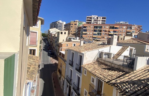 Old Town Apartment | TORREMAR - 3 NIVELES CON TERRAZA VISTA A CALLE