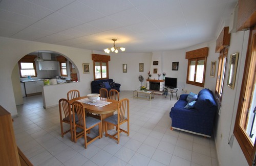 Torrevieja Villa | Torrevieja, air-conditioned ind. villa, 4 bedrooms, 1000 m2 plot, large private pool