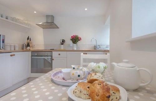 Burgh Island House | Torrings Barn