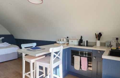 Isle of Luing Cottage | TORSA, pet friendly, with a garden in Cullipool, Isle Of Luing