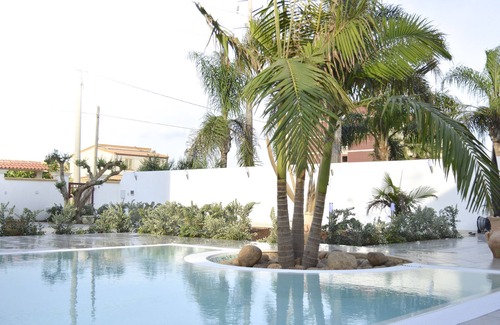 Mazara del Vallo Apartment | TORTUGA3 APARTMENT WITH SHARED POOL USABLE AT NIGHT