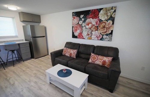 Englewood Apartment | Tortugas Room Manasota Delux Villas