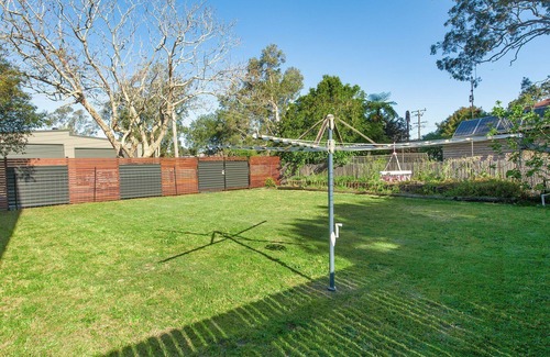 Salamander Bay House | Tosari – Stay 3, Pay 2