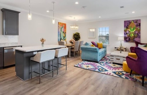 South 7th Ward House | Total Bliss& ready for FABULOUS social distancing