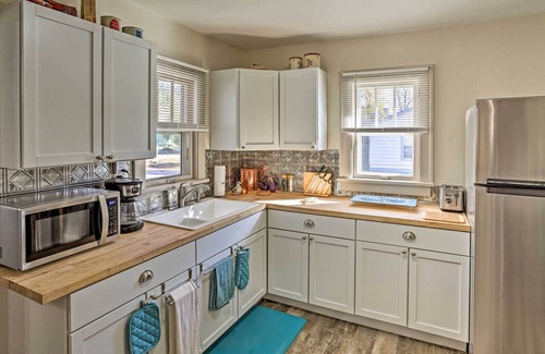 Sturgis Cottage | Totally Renovated Sturgis Cottage By Main St!