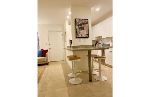 Key Biscayne Condo | Totally Updated unit 5 min from the beach😍 You’ll love it !