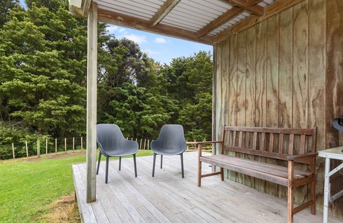 Mangawhai House | Totara Folly - Mangawhai Holiday Home