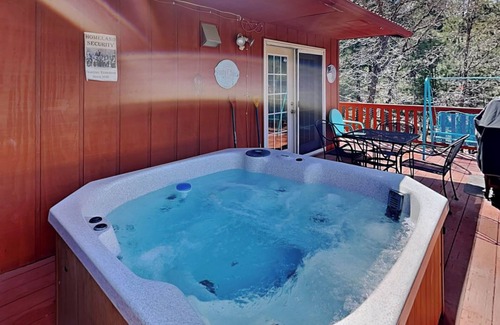 Ruidoso House | Touch of Santa Fe | Serene Views, Hot Tub + Fenced-In Yard!