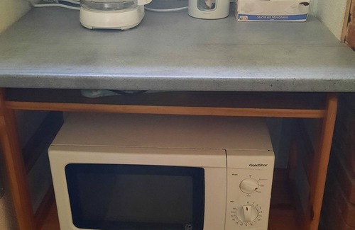 Montastruc-la-Conseillere Apartment | Toulouse 15 min renovated 2-person apartment on ground floor 140 cm bed