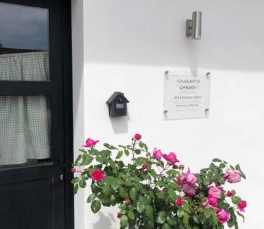 Trepied House | Touquet's Garden