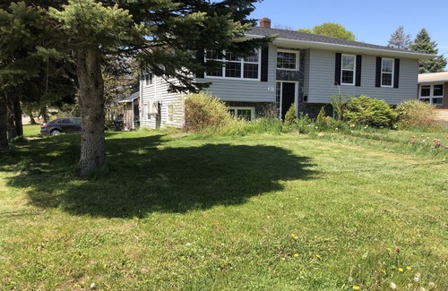 Charlottetown House | Tourist unit on the whole floor, near Water, Parks and downtown