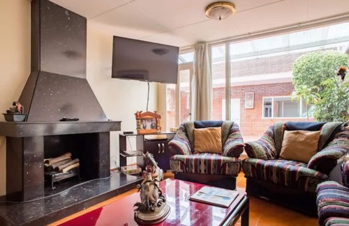 Campin House | TOURISTIC HOUSE 207/3-SU HOGAR LEJOS DE CASA