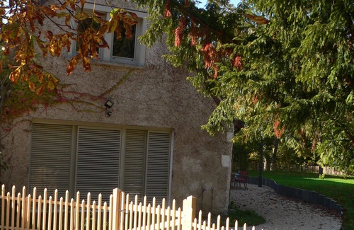 Joue-les-Tours Cottage | TOURS Longére 14 people 10 minutes City Center