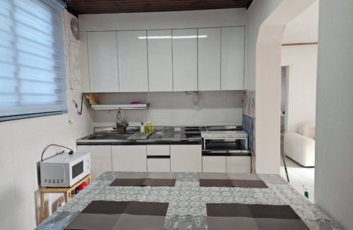 Pyeongtaek House | TOV 안정리게이트옆, 2층 조용한 주택가, long-term, 방3(Q,Q,SS)