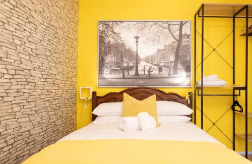 Tower Hill House | Tower Bridge Rainbow Suites
