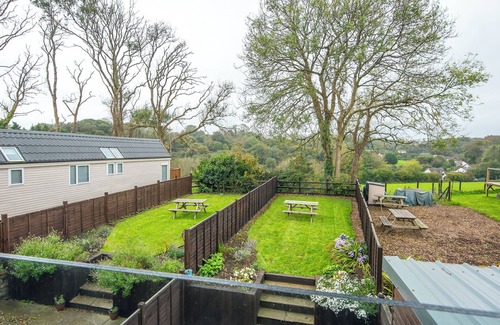 Saundersfoot Cottage | Tower Cottage, Holiday Cottage Bonville’s Court Country Park, Saundersfoot, Sleeps 4, 2 bedrooms, bathrooms