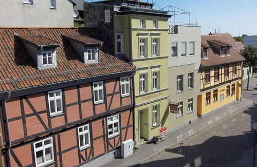 Old Town Apartment | Tower house/cottage with roof terrace - Gohr apartments