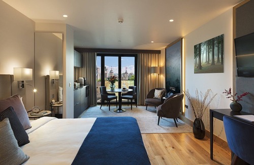 Tower Hill Hotel | Tower Suites by Blue Orchid