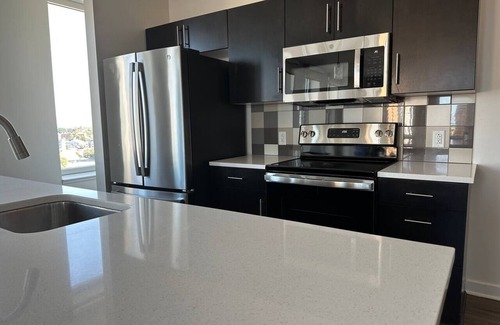 Central Business District Apartment | Tower280 LUXE One-Bedroom Corner Unit with Views!