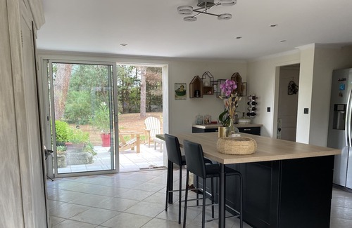 Casteljaloux House | Town center character villa near the lake