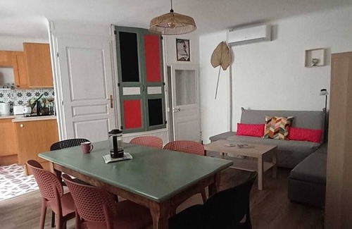 Buis-les-Baronnies House | Town center house, quiet and cozy