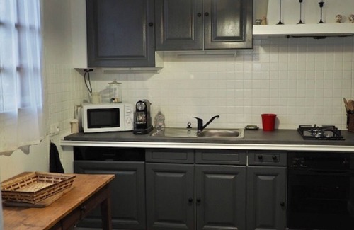 Coulommiers House | Town center house, single storey, nice private garden, terrace, private parking