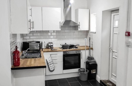 Great Yarmouth Apartment | Town Centre, 5 Mins From Train Station & Supermarkets, 10 Mins to the Beach